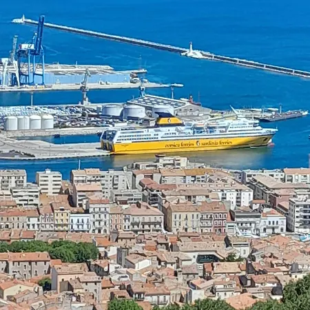F2 La Corniche 