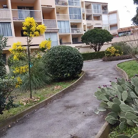 F2 La Corniche 